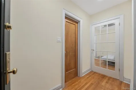 26 Pondfield Road Bronxville NY 10708