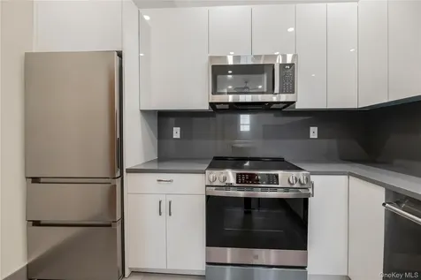 26 Pondfield Road Bronxville NY 10708