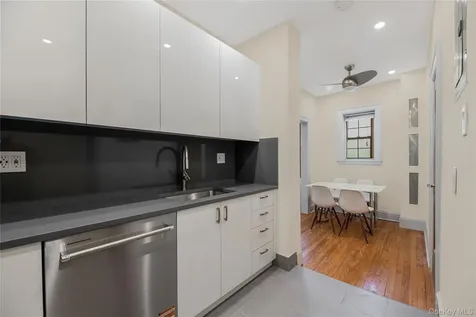 26 Pondfield Road Bronxville NY 10708