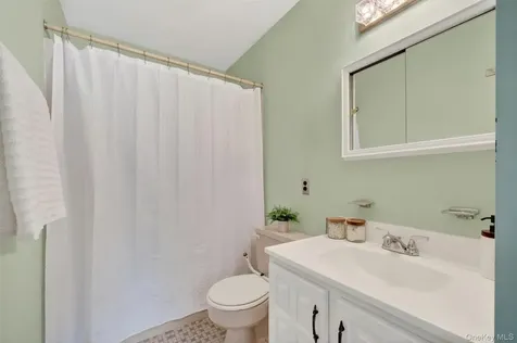 113 Village Road Yorktown Heights NY 10598
