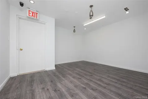 172-18 Jamaica Avenue Jamaica NY 11432