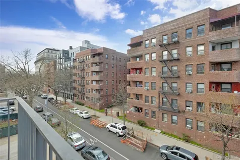 172-18 Jamaica Avenue Jamaica NY 11432