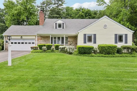 6 Berry Lane Glen Cove NY 11542