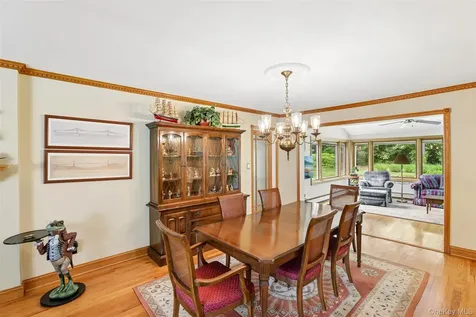 6 Berry Lane Glen Cove NY 11542