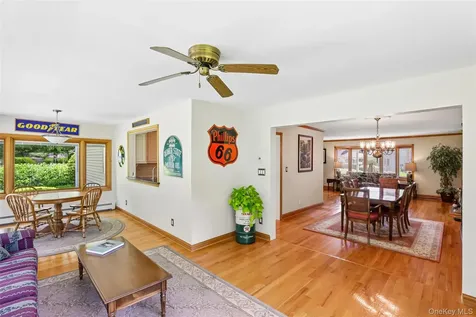 6 Berry Lane Glen Cove NY 11542