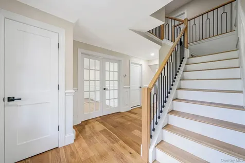 189 Southfield Road Baiting Hollow NY 11933