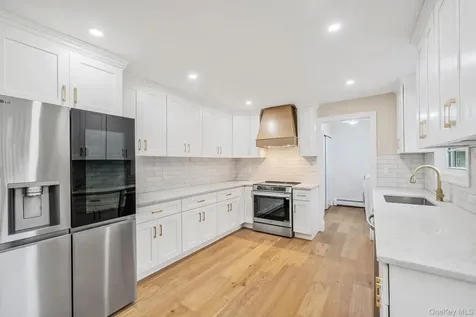 189 Southfield Road Baiting Hollow NY 11933