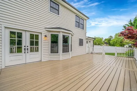 189 Southfield Road Baiting Hollow NY 11933