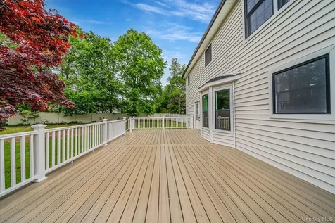 189 Southfield Road Baiting Hollow NY 11933