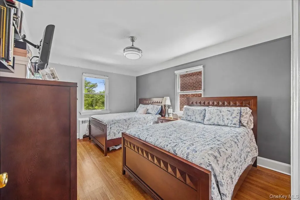 1231 Lydig Avenue Bronx NY 10461