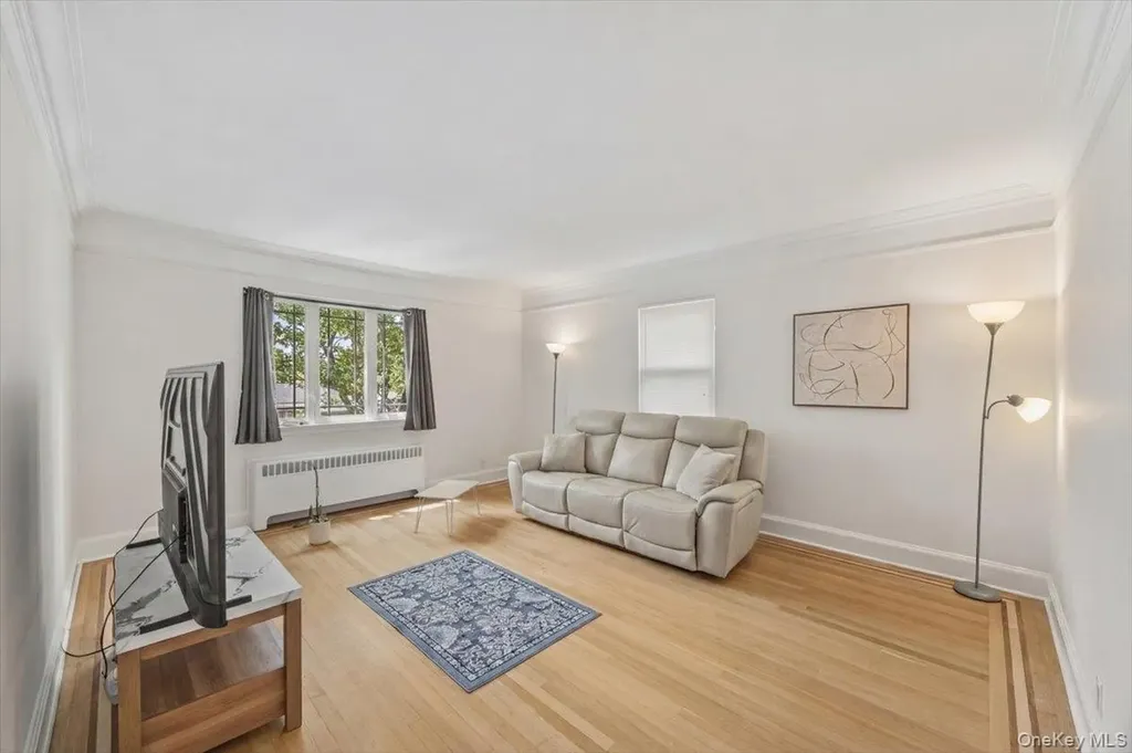 1231 Lydig Avenue Bronx NY 10461