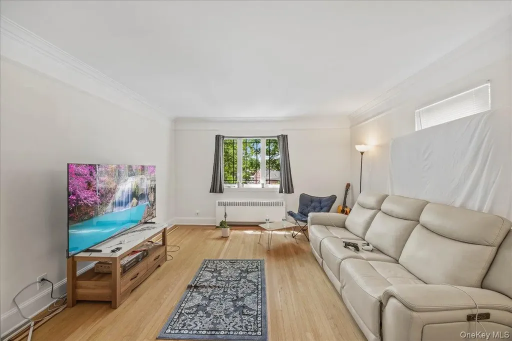 1231 Lydig Avenue Bronx NY 10461