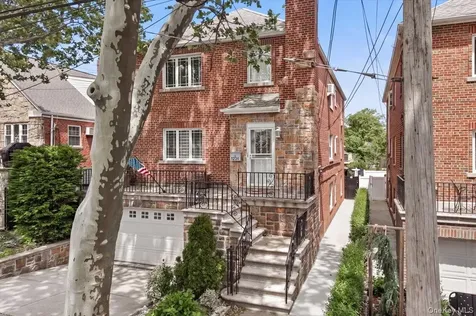 1231 Lydig Avenue Bronx NY 10461