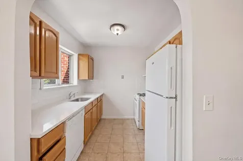 1231 Lydig Avenue Bronx NY 10461