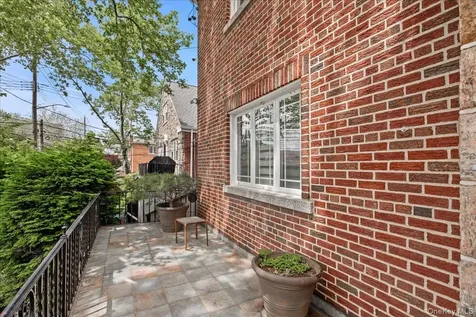 1231 Lydig Avenue Bronx NY 10461