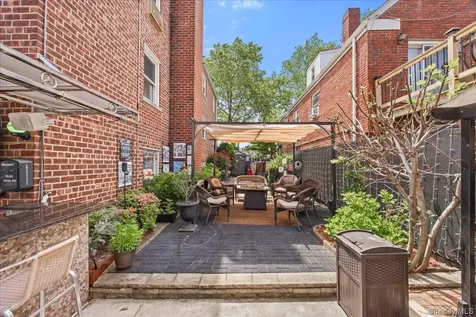 1231 Lydig Avenue Bronx NY 10461
