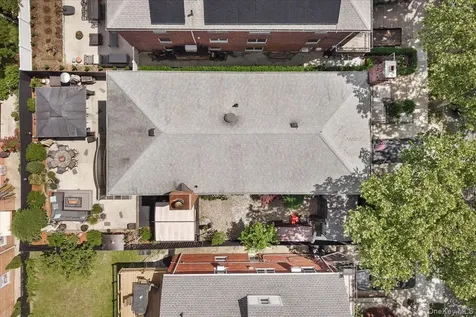 1231 Lydig Avenue Bronx NY 10461