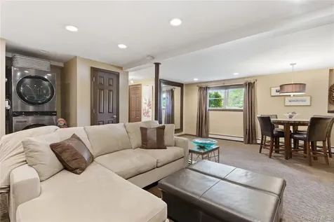 37 Mckay Road Huntington Station NY 11746