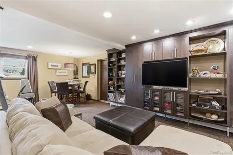 37 Mckay Road Huntington Station NY 11746