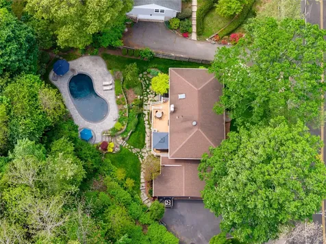 37 Mckay Road Huntington Station NY 11746