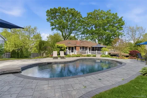 37 Mckay Road Huntington Station NY 11746