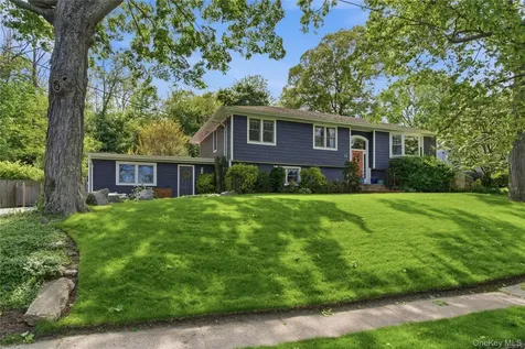 37 Mckay Road Huntington Station NY 11746