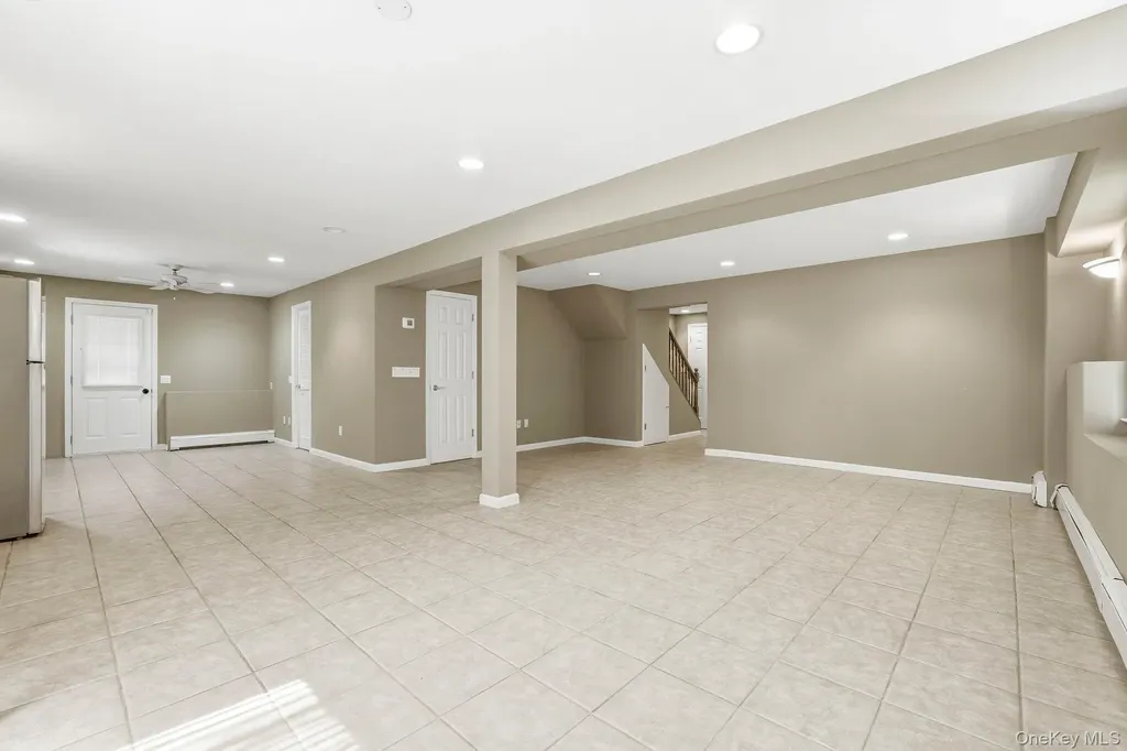 127 Fairfax Avenue Hawthorne NY 10532