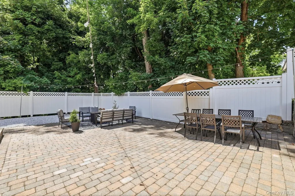 127 Fairfax Avenue Hawthorne NY 10532