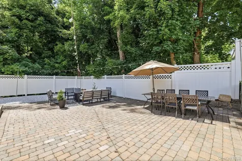 127 Fairfax Avenue Hawthorne NY 10532