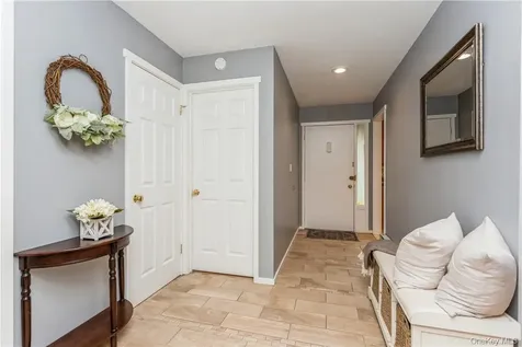 33 Heritage Hills Somers NY 10589