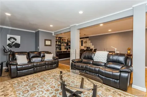 33 Heritage Hills Somers NY 10589