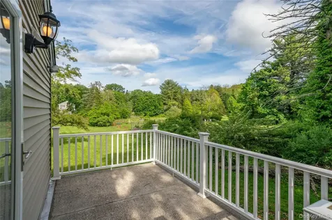 10 Horseshoe Road Mount Kisco NY 10549