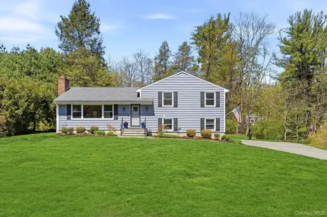 17 Cottage Place Katonah NY 10536