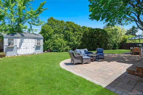 8 Melony Avenue Plainview NY 11803