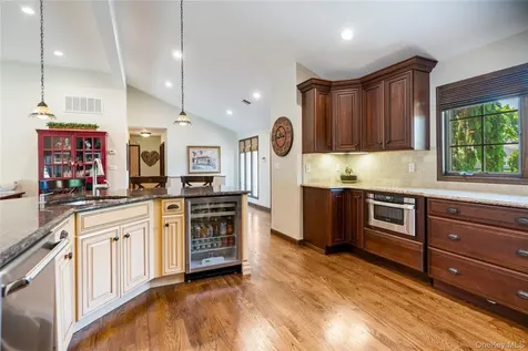 8 Melony Avenue Plainview NY 11803