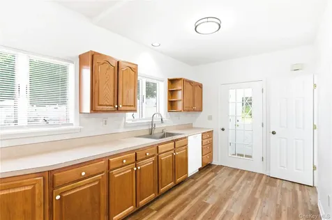 198 Myrtle Avenue Carmel NY 10512
