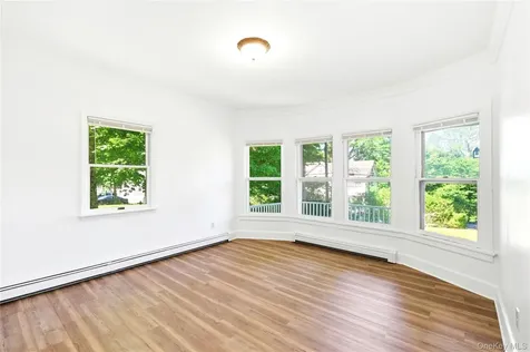 198 Myrtle Avenue Carmel NY 10512