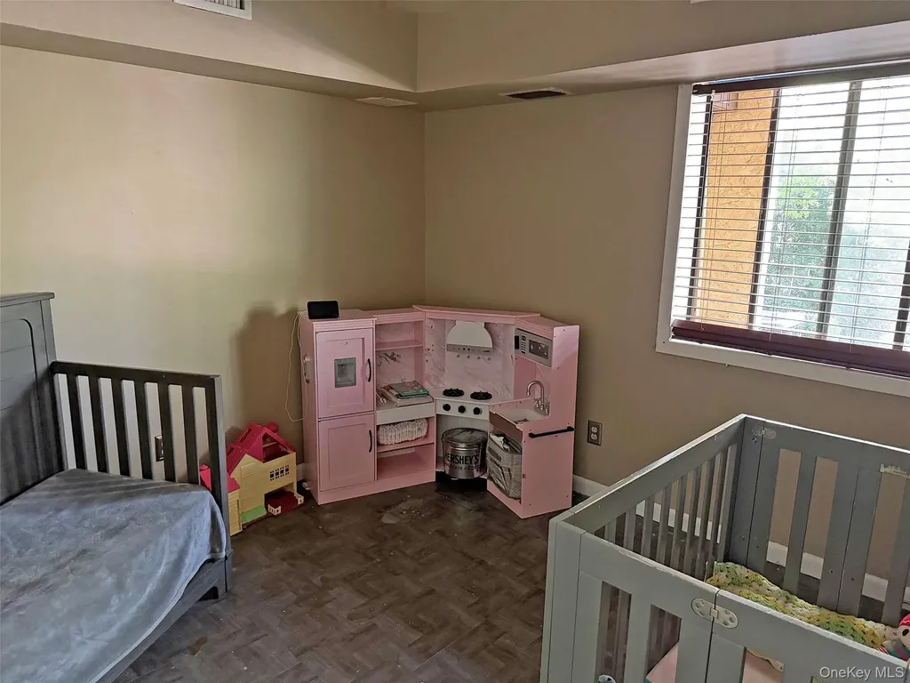66 Omni Parc Drive Nanuet NY 10954