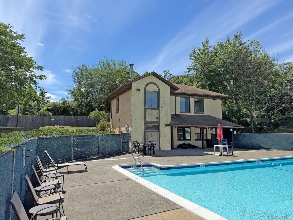 66 Omni Parc Drive Nanuet NY 10954