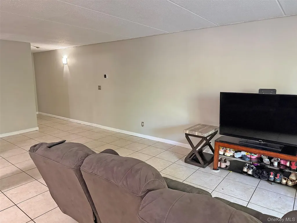 66 Omni Parc Drive Nanuet NY 10954