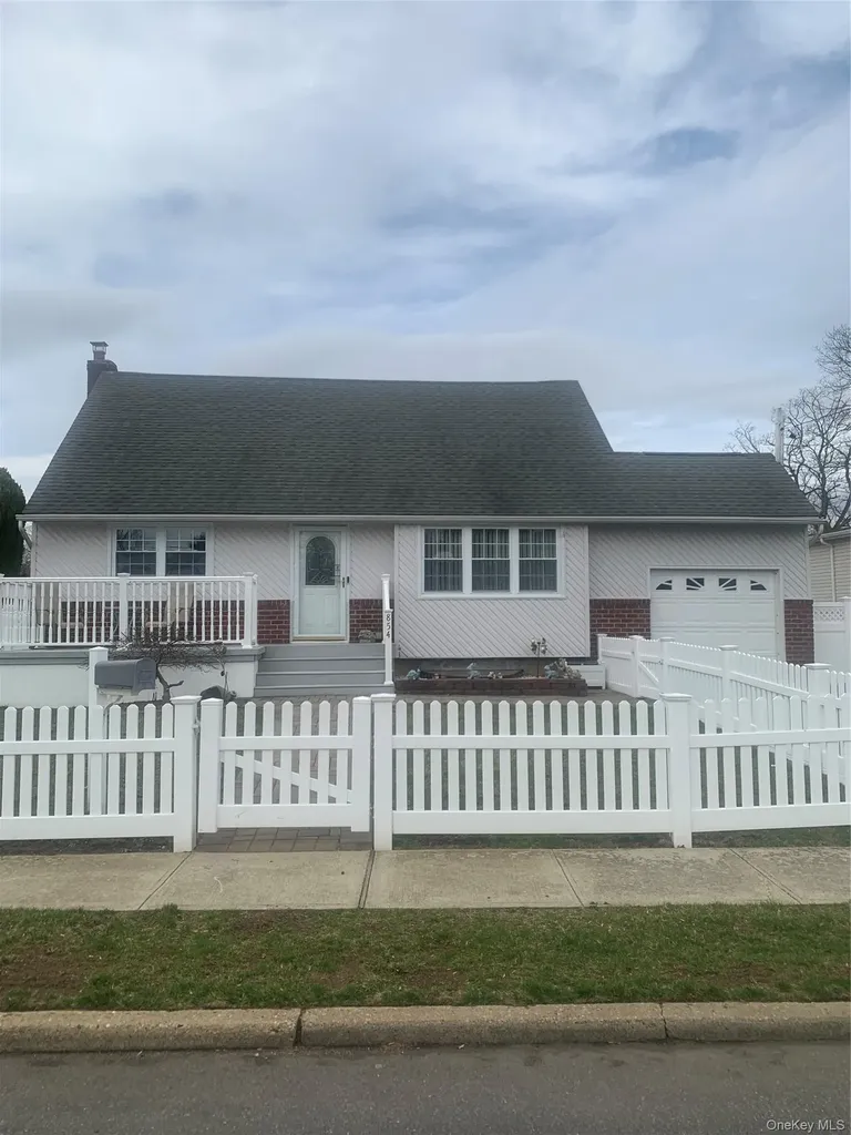 854 Terra Lane North Bellmore NY 11710