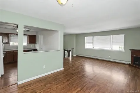 4 Patricia Court Bethpage NY 11714