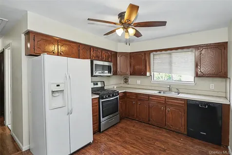 4 Patricia Court Bethpage NY 11714
