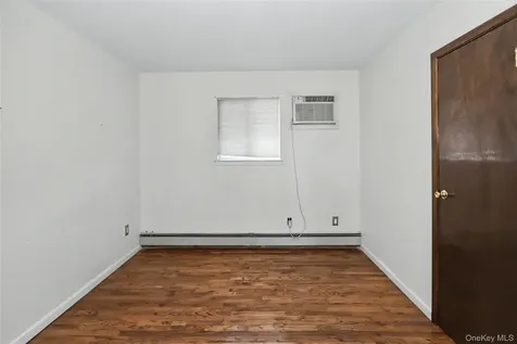 4 Patricia Court Bethpage NY 11714