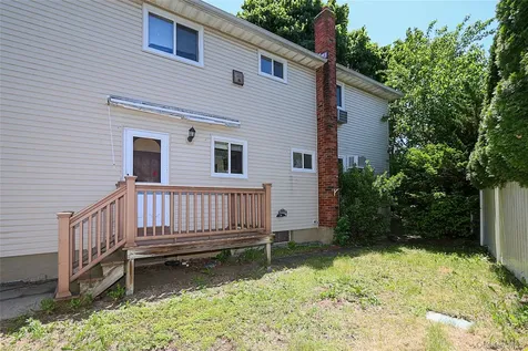 4 Patricia Court Bethpage NY 11714