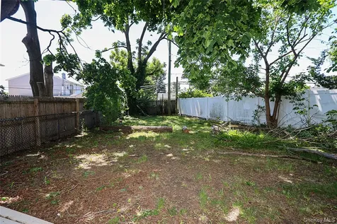 4 Patricia Court Bethpage NY 11714