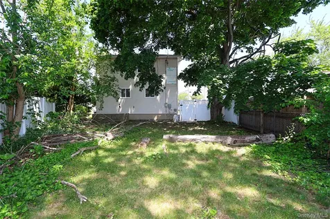 4 Patricia Court Bethpage NY 11714
