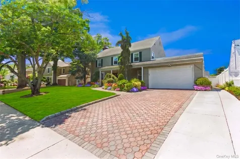 1566 Pebble Lane Hewlett NY 11557