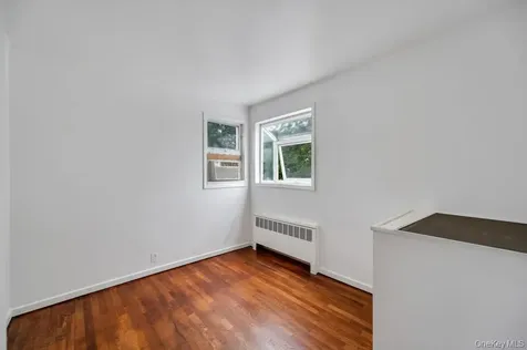 125 S 5th Street Bethpage NY 11714
