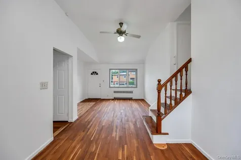 125 S 5th Street Bethpage NY 11714